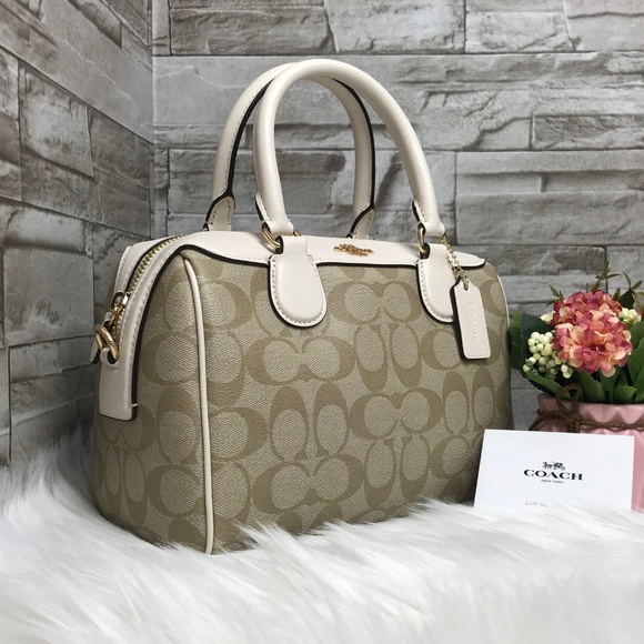 👜‼️SALE‼️🌺MINI BENNETT SATCHEL 9" - Picture 3 of 8